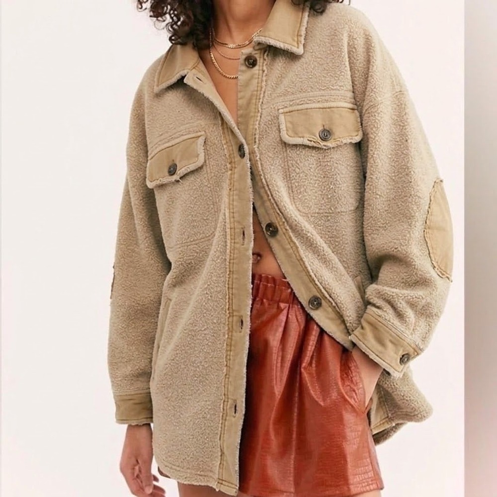 Free People Ruby Shirt Jacket XS Tan Fleece Shacket Elbow Patches Grunge Indie